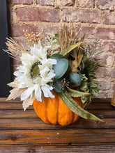 08/28/2025 - Faux Pumpkin Center Piece & Wreath Making Workshop - 6pm