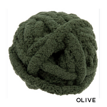 12/18/2023 - Chunky Hand Knit Blanket Workshop - 6pm