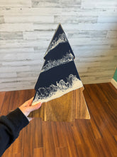 12/07/2025 - Resin Acacia Wood Cutting Boards Workshop - 1:30pm LIMITED SPOTS