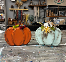 10/09/2025 - Ladies Night Out Rustic Pumpkins - 6pm
