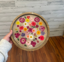 09/10/2026 - Pressed Flower Resin Pour Workshop - 6pm