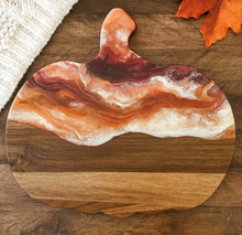 10/21/2025 - Resin Acacia Wood Cutting Boards Workshop - 6:30pm LIMITED SPOTS