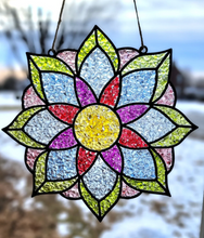 06/09/2026 - Crushed Glass Resin Sun Catchers - 6:30pm LIMITED SEATS
