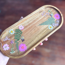 05/06/2026 - Pressed Flower Resin Trays - 6:30pm