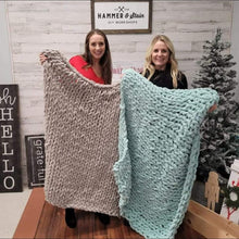 12/18/2023 - Chunky Hand Knit Blanket Workshop - 6pm